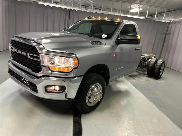 2022 RAM 3500 Chassis Tradesman/SLT 2022 RAM 3500 Chassis Tradesman/SLT