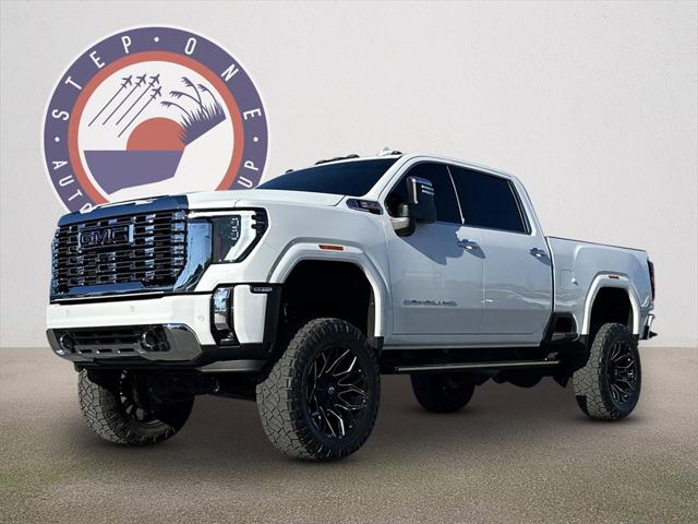 2024 GMC Sierra 2500HD 4WD Crew Cab Standard Bed Denali 2024 GMC Sierra 2500HD 4WD Crew Cab Standard Bed Denali