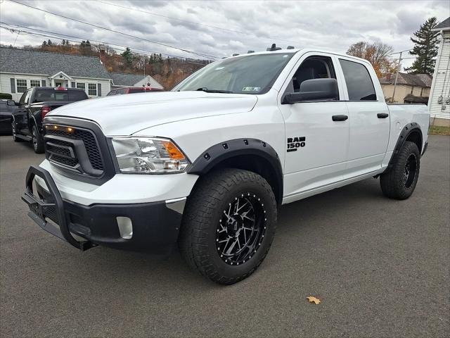 2021 RAM 1500 Classic Tradesman Crew Cab 4x4 57 Box 2021 RAM 1500 Classic Tradesman Crew Cab 4x4 57 Box