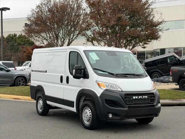 2025 RAM ProMaster 1500 Cargo Van Tradesman Low Roof 118 WB w/Pass Seat