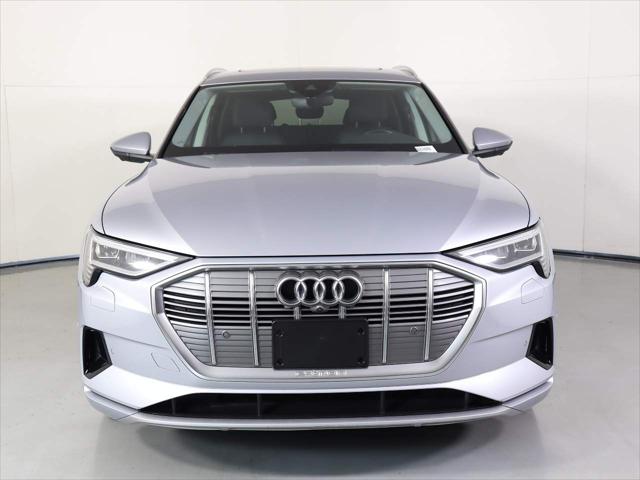 2019 Audi e-tron Premium Plus