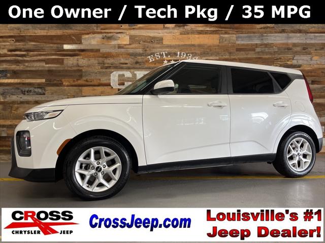 2022 Kia Soul LX 2022 Kia Soul LX