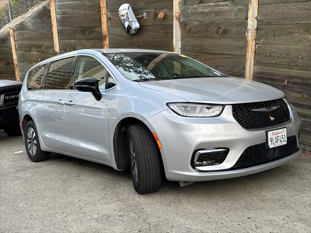 2024 Chrysler Pacifica Hybrid Select 2024 Chrysler Pacifica Hybrid Select