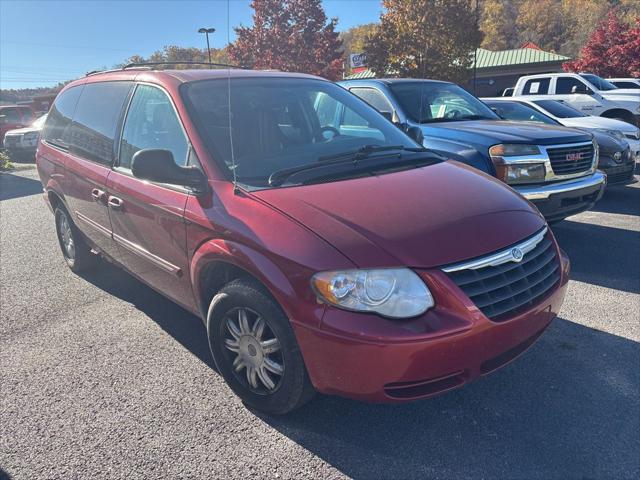 2007 Chrysler Town and Country Touring 2007 Chrysler Town and Country Touring
