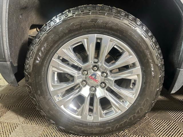 2023 GMC Sierra 1500 4WD Crew Cab Short Box Denali