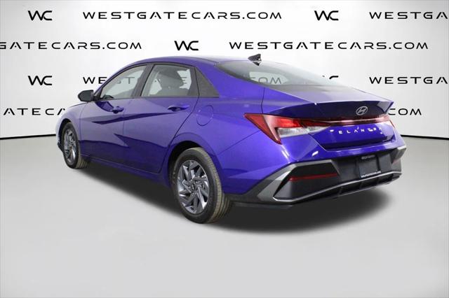 2024 Hyundai Elantra SEL 2024 Hyundai Elantra SEL