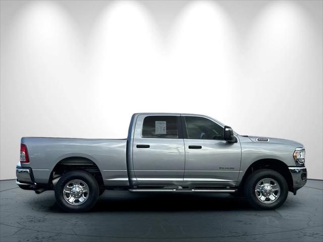 2024 RAM 2500 Big Horn Crew Cab 4x4 64 Box 2024 RAM 2500 Big Horn Crew Cab 4x4 64 Box
