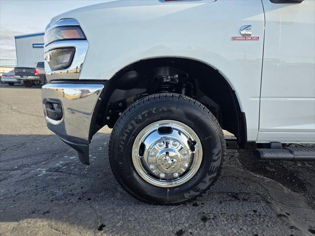 2026 RAM Ram 3500 RAM 3500 TRADESMAN CREW CAB 4X4 8 BOX