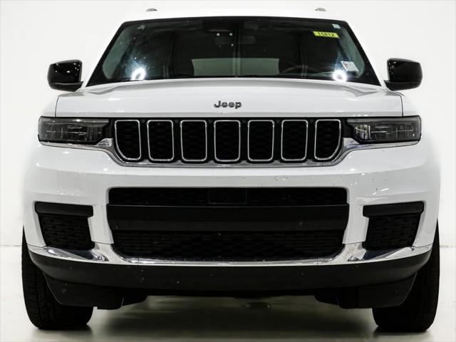 2023 Jeep Grand Cherokee L Laredo 4x4 2023 Jeep Grand Cherokee L Laredo 4x4