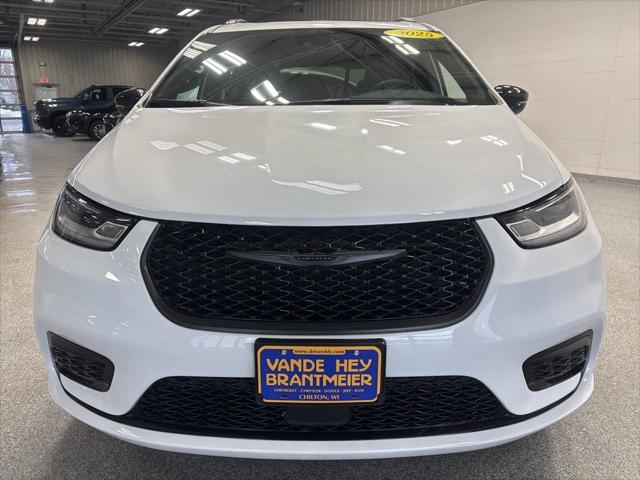 2025 Chrysler Pacifica Limited 2025 Chrysler Pacifica Limited