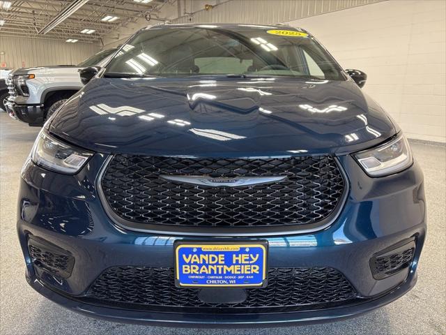 2025 Chrysler Pacifica Limited 2025 Chrysler Pacifica Limited