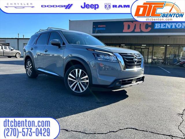 2022 Nissan Pathfinder Platinum 2WD