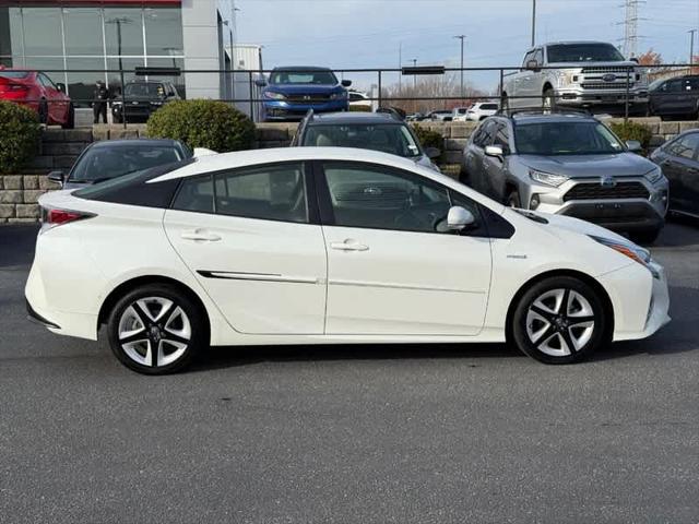 2017 Toyota Prius Three Touring