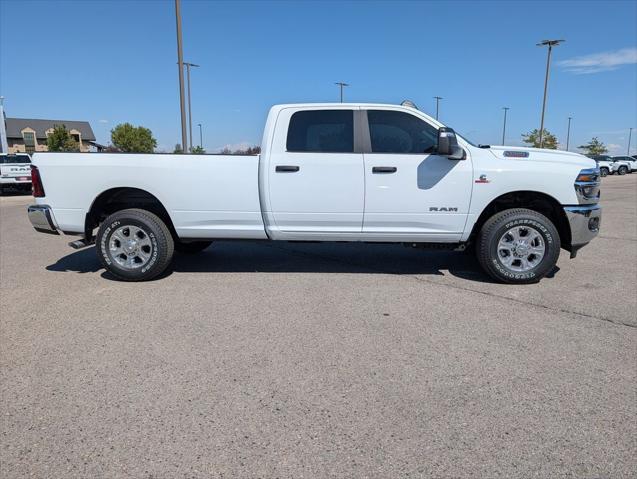 2026 RAM 3500 RAM 3500 BIG HORN CREW CAB 4X4 8 BOX