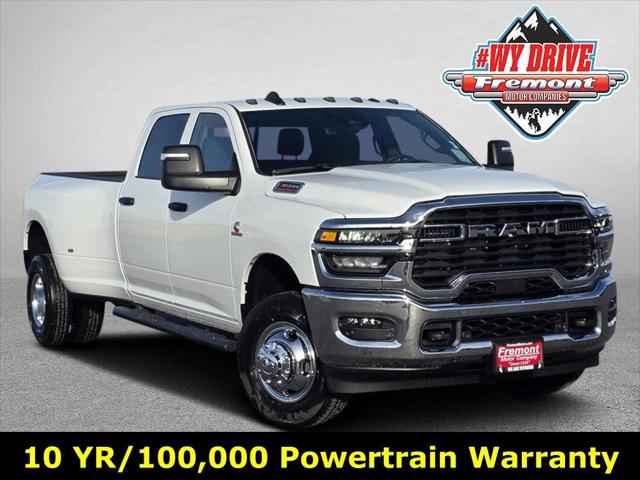 2026 RAM Ram 3500 RAM 3500 TRADESMAN CREW CAB 4X4 8 BOX