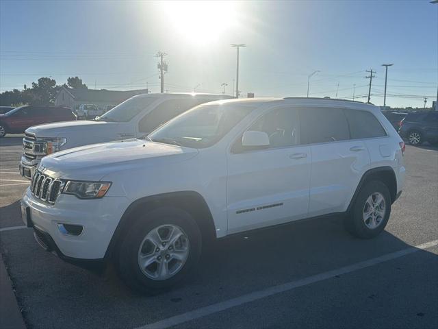 2017 Jeep Grand Cherokee Laredo 4x2