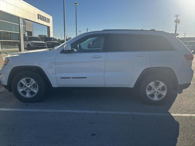 2017 Jeep Grand Cherokee Laredo 4x2