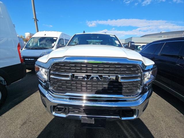 2024 RAM 2500 Big Horn Crew Cab 4x4 64 Box