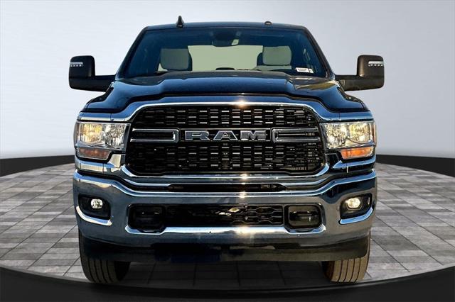 2024 RAM 2500 Big Horn Crew Cab 4x4 64 Box 2024 RAM 2500 Big Horn Crew Cab 4x4 64 Box