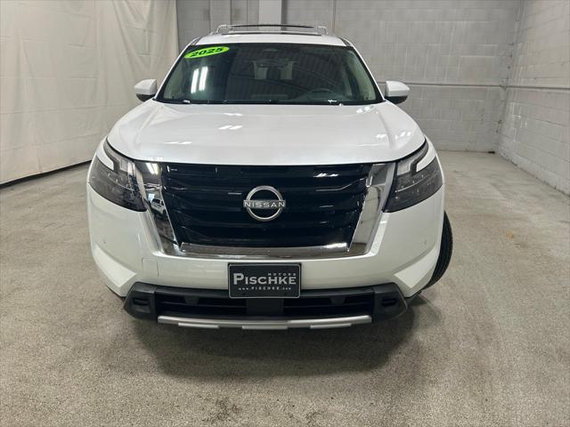 2025 Nissan Pathfinder Platinum 4WD 2025 Nissan Pathfinder Platinum 4WD
