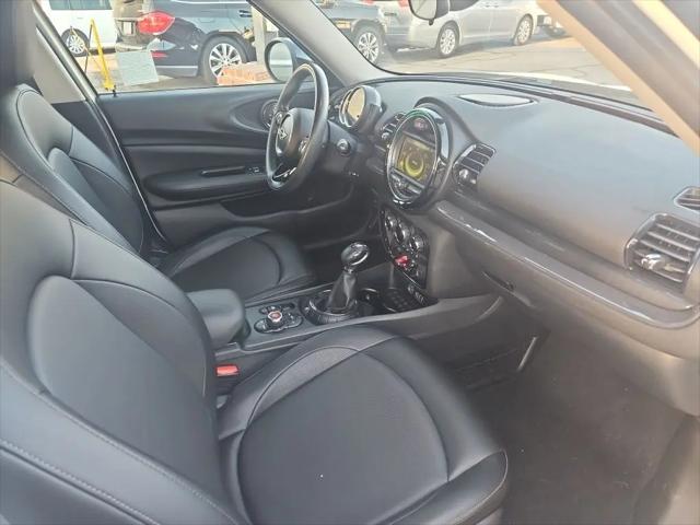 2016 MINI Cooper Clubman Cooper