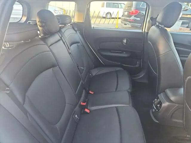 2016 MINI Cooper Clubman Cooper