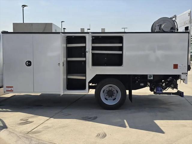 2024 Ford F-550 XL