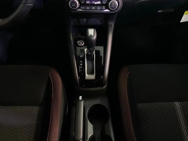2025 Nissan Versa 1.6 SR