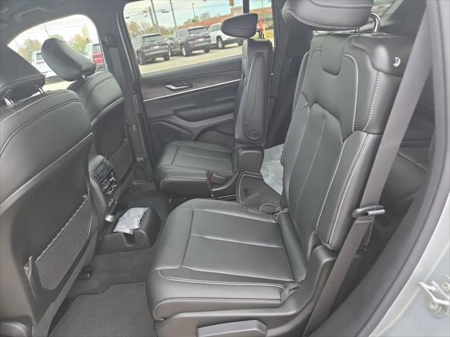 2025 Jeep Grand Cherokee L Limited 4x4