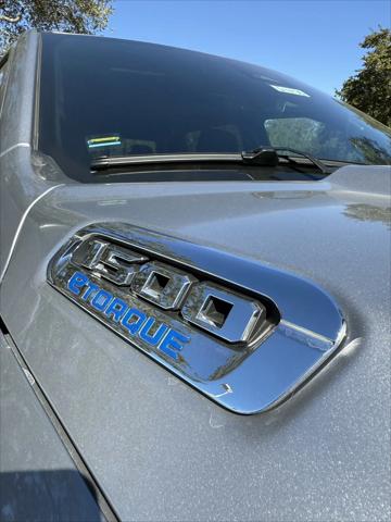 2026 Ram 1500 Lone Star Crew Cab 4x4 5'7" Box