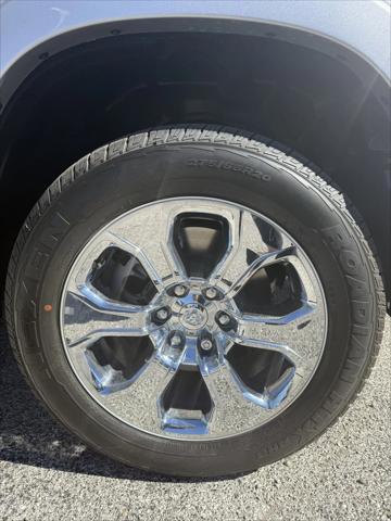 2026 Ram 1500 Lone Star Crew Cab 4x4 5'7" Box