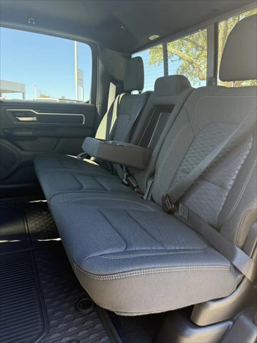 2026 Ram 1500 Lone Star Crew Cab 4x4 5'7" Box