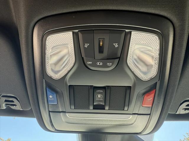 2026 Ram 1500 Lone Star Crew Cab 4x4 5'7" Box