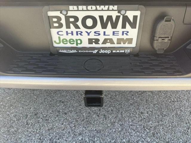 2026 Ram 1500 Lone Star Crew Cab 4x4 57 Box