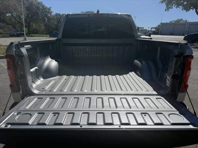 2026 Ram 1500 Lone Star Crew Cab 4x4 57 Box