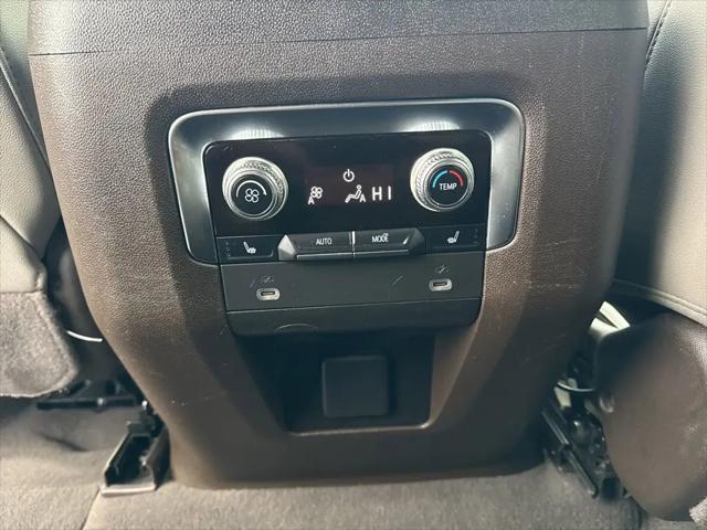 2022 GMC Yukon XL 2WD SLT