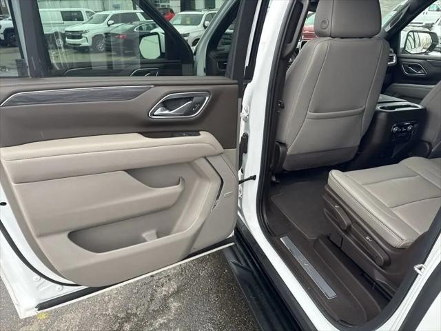 2022 GMC Yukon XL 2WD SLT