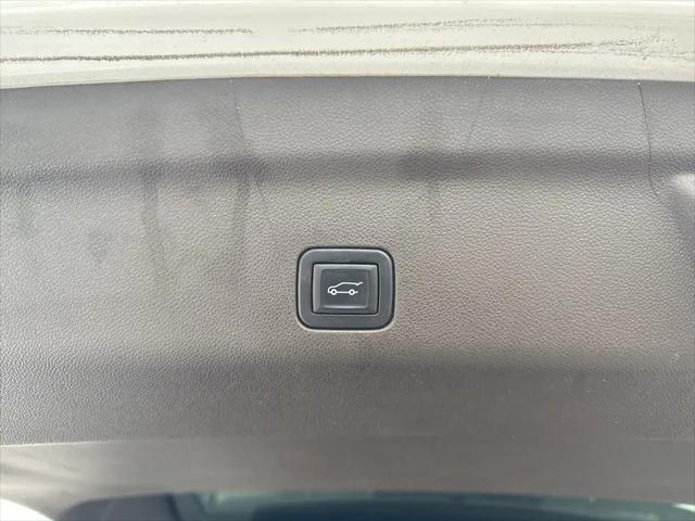 2022 GMC Yukon XL 2WD SLT