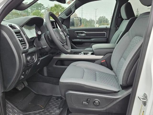 2026 Ram 1500 Lone Star Crew Cab 4x4 5'7" Box