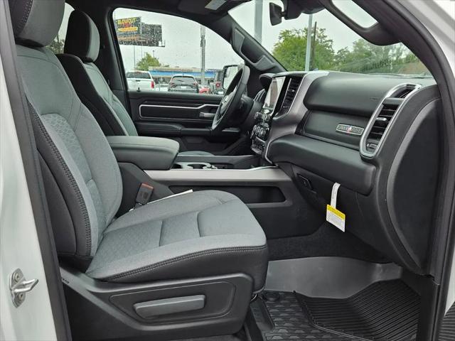 2026 Ram 1500 Lone Star Crew Cab 4x4 5'7" Box