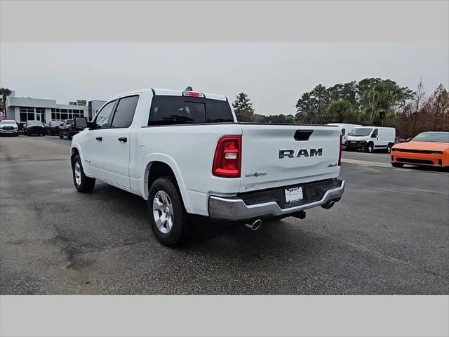 2026 Ram 1500 Lone Star Crew Cab 4x4 5'7" Box