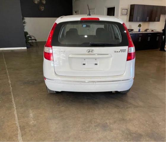 2011 Hyundai Elantra Touring GLS