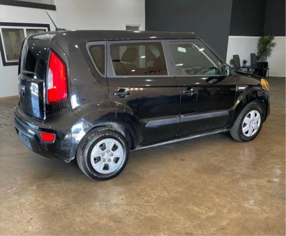 2013 Kia Soul Base
