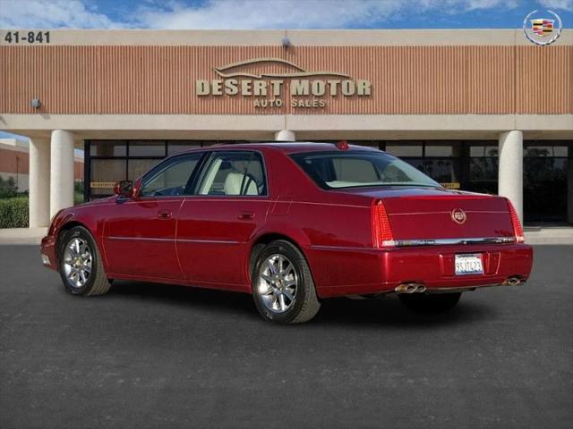 2011 Cadillac DTS Luxury Collection