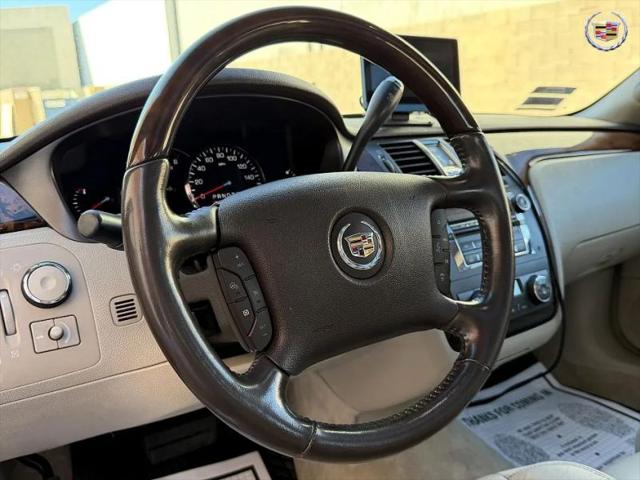 2011 Cadillac DTS Luxury Collection