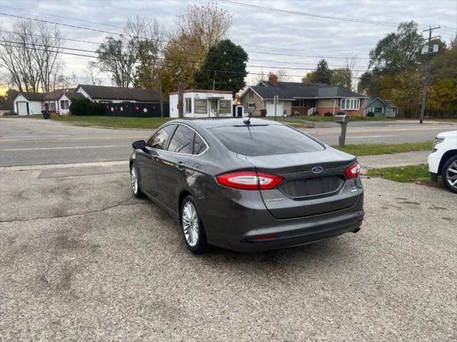 2016 Ford Fusion SE