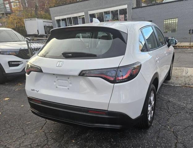 2025 Honda HR-V AWD LX