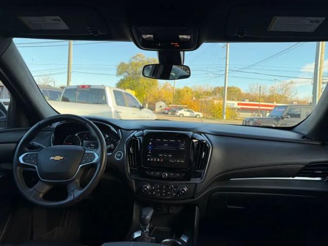 2023 Chevrolet Traverse FWD LT Leather