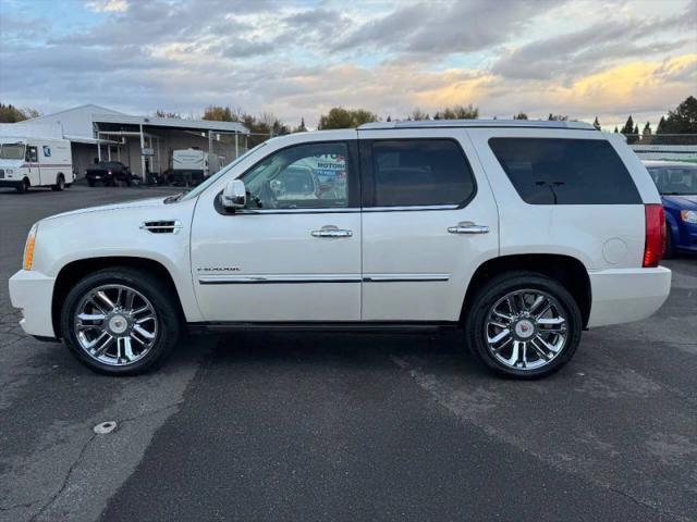 2013 Cadillac Escalade Platinum Edition