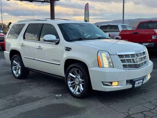 2013 Cadillac Escalade Platinum Edition